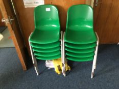 10 x stacking chairs