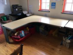 Left hand curve cantilever frame desk, 1800x1800mm (HP Compaq PC NOT included))