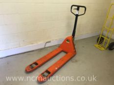 Slingsby 2500 kg Narrow Lift Pump Truck