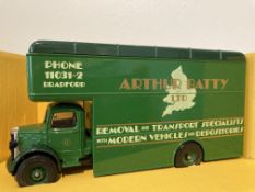 Corgi Classics Arthur Batty Bedford O Series Pantechnicon