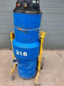 Dust exctaction unit