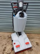 Lindhaus lw46 scrubber dryer