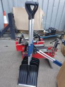 5 x snow shovel