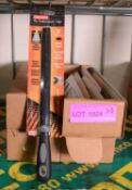 4x Boxes Simonds 8