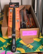 2x Boxes Simonds 8
