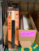 4x Boxes Simonds 8