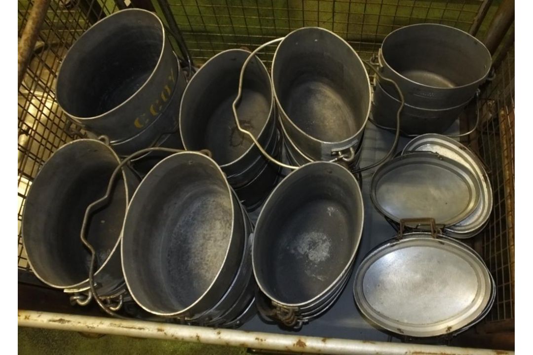 26x Heavy Duty Cooking Pots - 8 1/2 Pint - Image 1 of 2