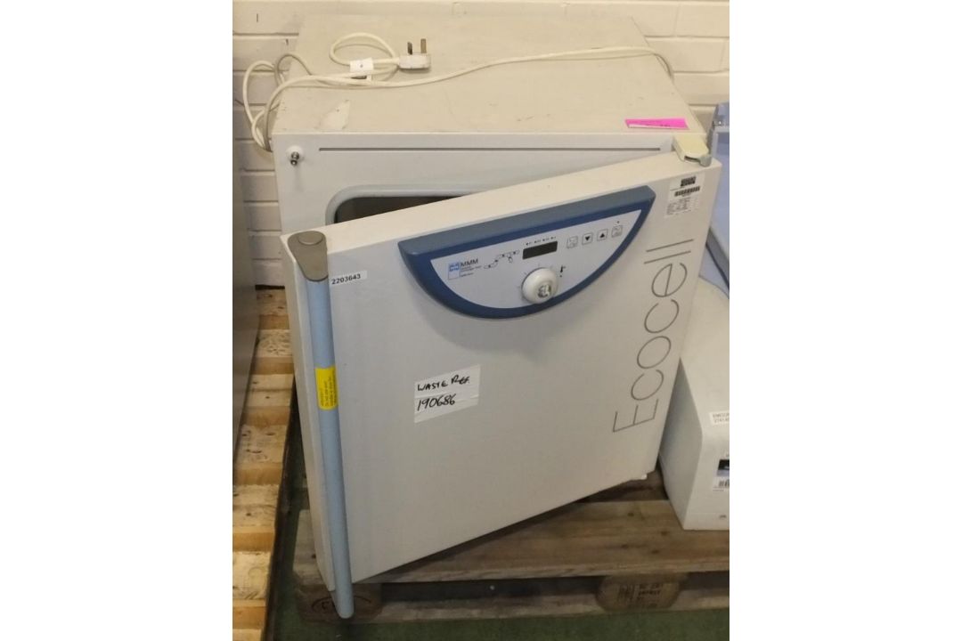 MMM Ecocell Drying Oven - Image 1 of 4