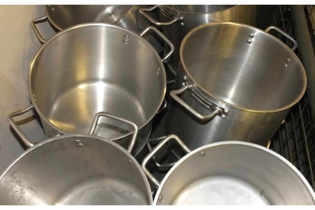 12x Stainless Cooking Pots - Image 2 of 2