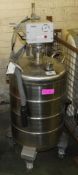 Cyro Anla Genball GMBH Container Dewer 60 LT