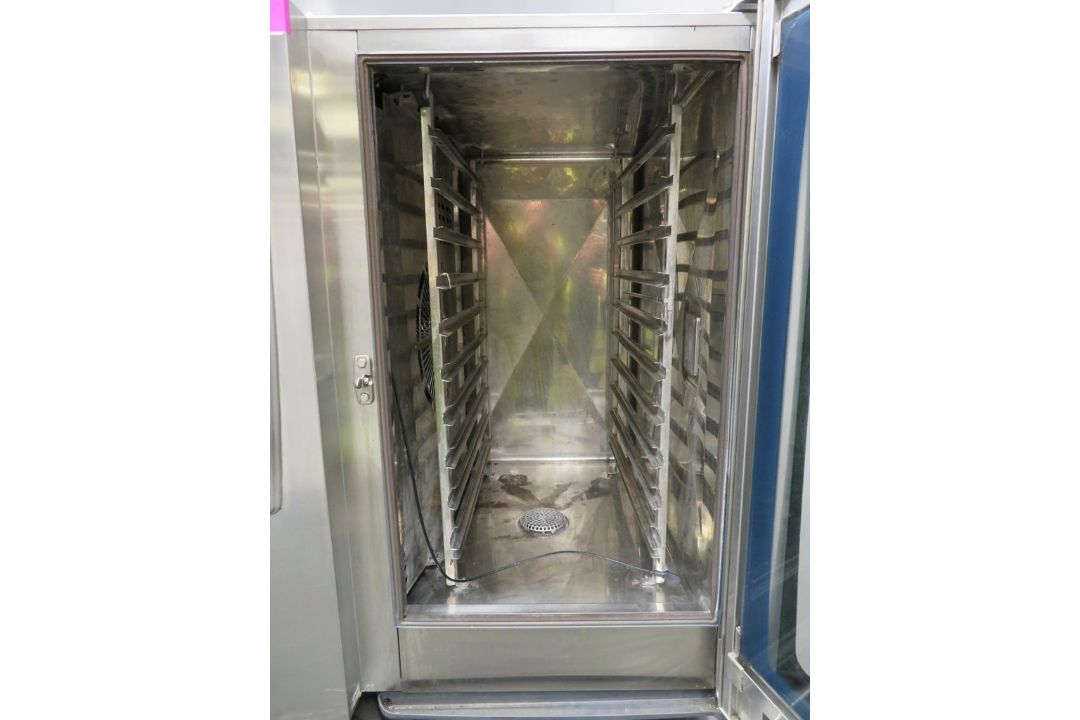 Henny Penny (Rational) SCE101 10 grid combi oven, 3 phase electric - Image 5 of 9
