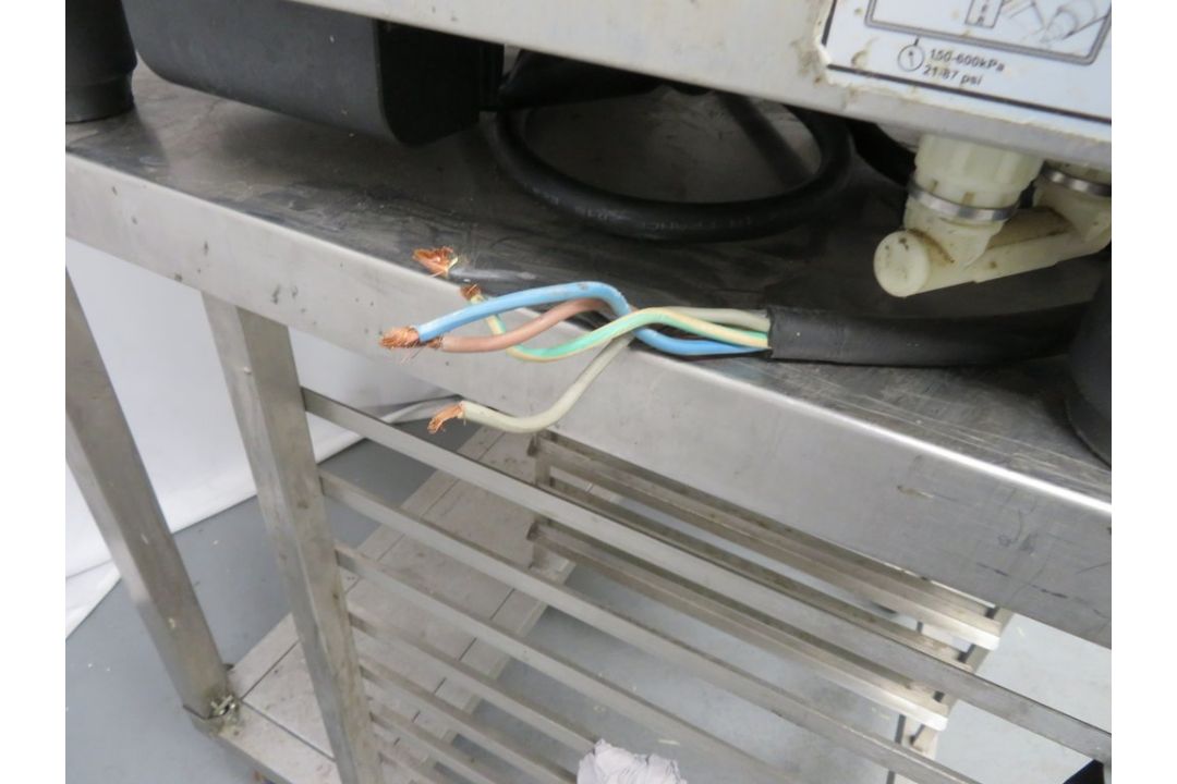 Henny Penny (Rational) SCE101 10 grid combi oven, 3 phase electric - Image 8 of 9
