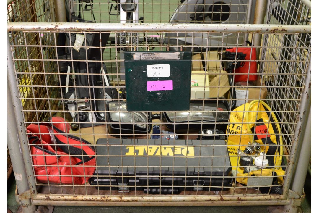 DeWalt Case. First Aid Box. Mirror. Bags. - Image 1 of 4