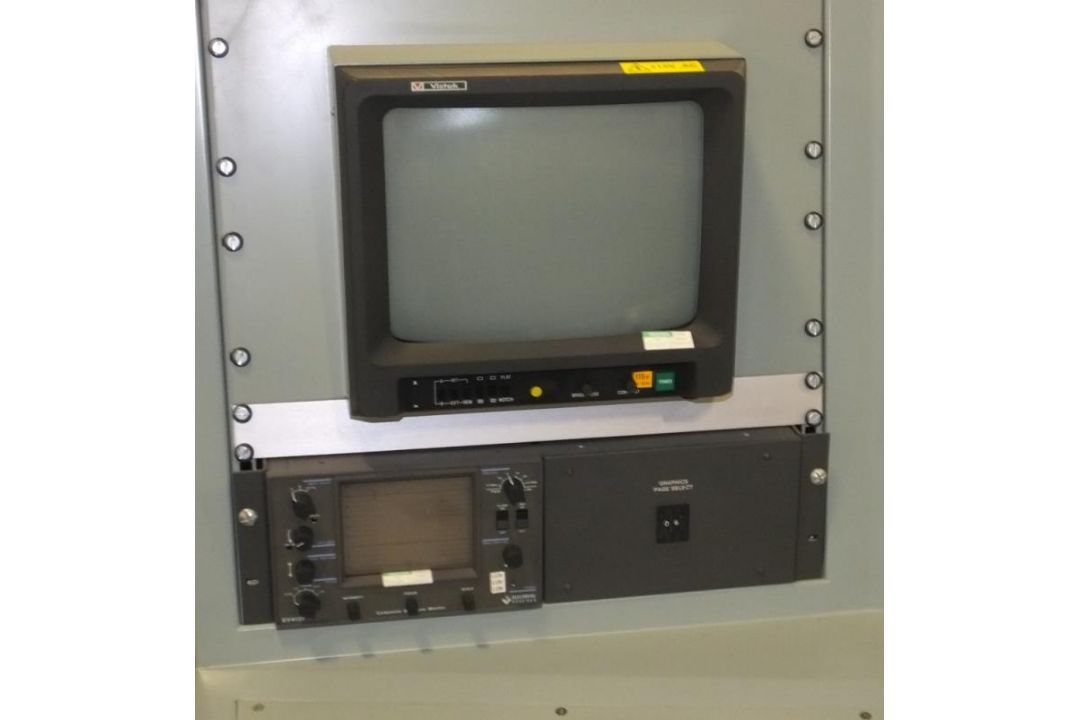 Ex Nuclear Plant Reactor Control / Monitoring System - Image 4 of 25