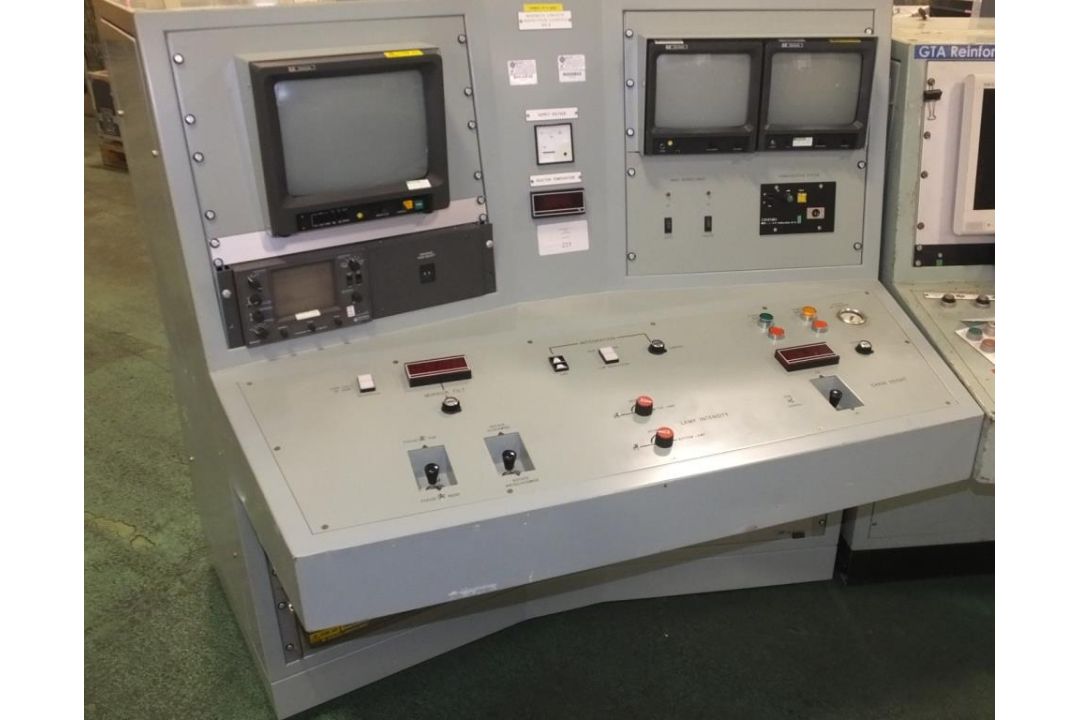 Ex Nuclear Plant Reactor Control / Monitoring System - Image 3 of 25