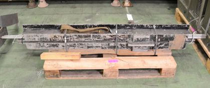 Sling Beam Lifting Unit.