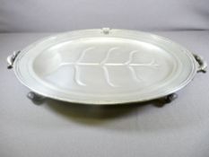 EPNS TWIN-HANDLED MEAT SERVER with warming compartment on four feet