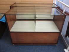 GLASS TOP & FRONT SHOP DISPLAY COUNTER, 92cms H, 122.5cms W, 60cms D
