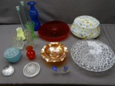 MOTTLED GLASS LAMPSHADE, Art and other glassware