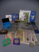 BRITISH & FOREIGN COINAGE, BANK NOTES & COMMEMORATIVE CROWNS, a collection including approx 25