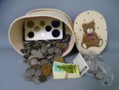 VINTAGE CURRENT & CONTINENTAL COINAGE including a large quantity of sixpences