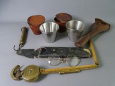 BOXWOOD & BRASS HORSE MEASURE by 'Cooper W Jones & Co', late Victorian in leather case, a Salter