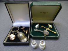 GOLD, SILVER & OTHER GENTLEMAN'S JEWELLERY including a 9ct horse head and riding crop brooch, 4.