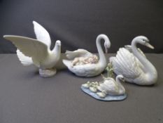 LLADRO SWANS & DOVES (4)