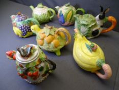 © FF NOVELTY TEAPOTS, an assortment