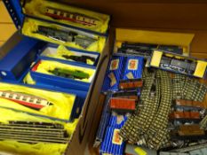 ASSORTED HORNBY & OTHER DUBLO RAILWAY ENGINES including boxed items, together with track,