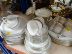 QUANTITY OF ROYAL DOULTON BERKSHIRE TABLEWARE