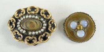 MID 19TH CENTURY YELLOW METAL AND PEARL MOURNING BROOCH engraved 'Margaret Jessie 25th Feb 1967'