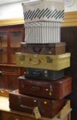 ASSORTED VINTAGE LUGGAGE & TWO LADIES HATS IN BOXES