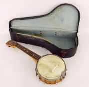 1930s CASED SLINGERLAND BANJO UKULELE