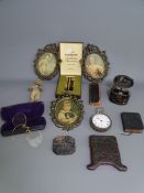 MIXED COLLECTABLES, a quantity, including a Chester silver cased key-wind pocket watch, the dial