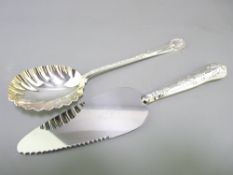 VICTORIAN SERVING SPOON and silver handled cake slice, Sheffield 1898, with shell form bowl, stem