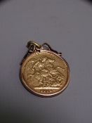 GEORGE V FULL SOVEREIGN, 1914 in a 9ct gold stamped pendant mount, 9.4grms gross