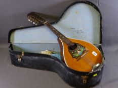 MUSICAL INSTRUMENT - mandolin in hard case labelled 'Moreno of Saxony'