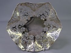 PIERCED SILVER THREE FOOTED DISH, Sheffield 1970, Maker Douglas Heeley, 19cms across, 6.6 troy