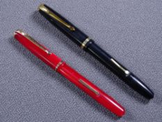 CONWAY STEWART - Vintage (late 1950s-60s) black Conway Stewart No 12 fountain pen with gold trim and