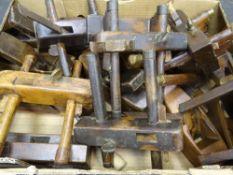 VINTAGE TOOLS - quantity of plough and smoothing planes