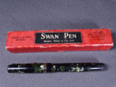 MABIE TODD - Vintage 1930s green and black marble Swan Mabie Todd 1041 leverless fountain pen with