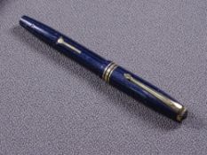 CONWAY STEWART - Vintage (1961-63) blue herringbone Conway Stewart No 93 fountain pen with gold trim