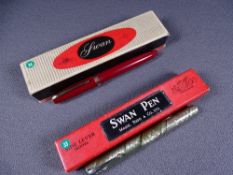 MABIE TODD - Vintage (1930s-1940s) emerald veined pale green snakeskin Swan Mabie Todd self-filler