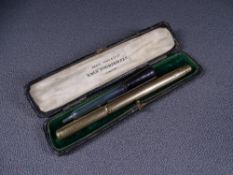 MABIE TODD - Antique (pre-1907) gold plated barleycorn Swan Mabie Todd Eyedropper fountain pen (USA)