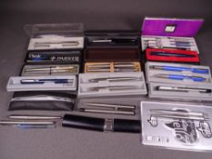 PARKER - Five Parker Vector comprising one dark blue fountain pen (late 1980s), one stainless