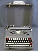 VINTAGE SMITH CORONA 'CORSAIR' TYPEWRITER, cased