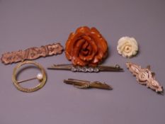 SEVEN x NINE CARAT GOLD, VICTORIAN & OTHER BROOCHES