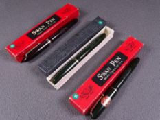 MABIE TODD - Vintage 1940s green Swan Mabie Todd 3140 self-filler fountain pen with gold trim and