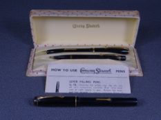 CONWAY STEWART - Vintage 1950s black Conway Stewart No 12 fountain pen with gold trim and 14ct
